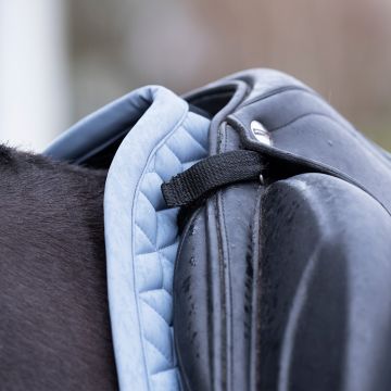 Zadeldekje HVP-Essential dressuur -  Dark mist blue